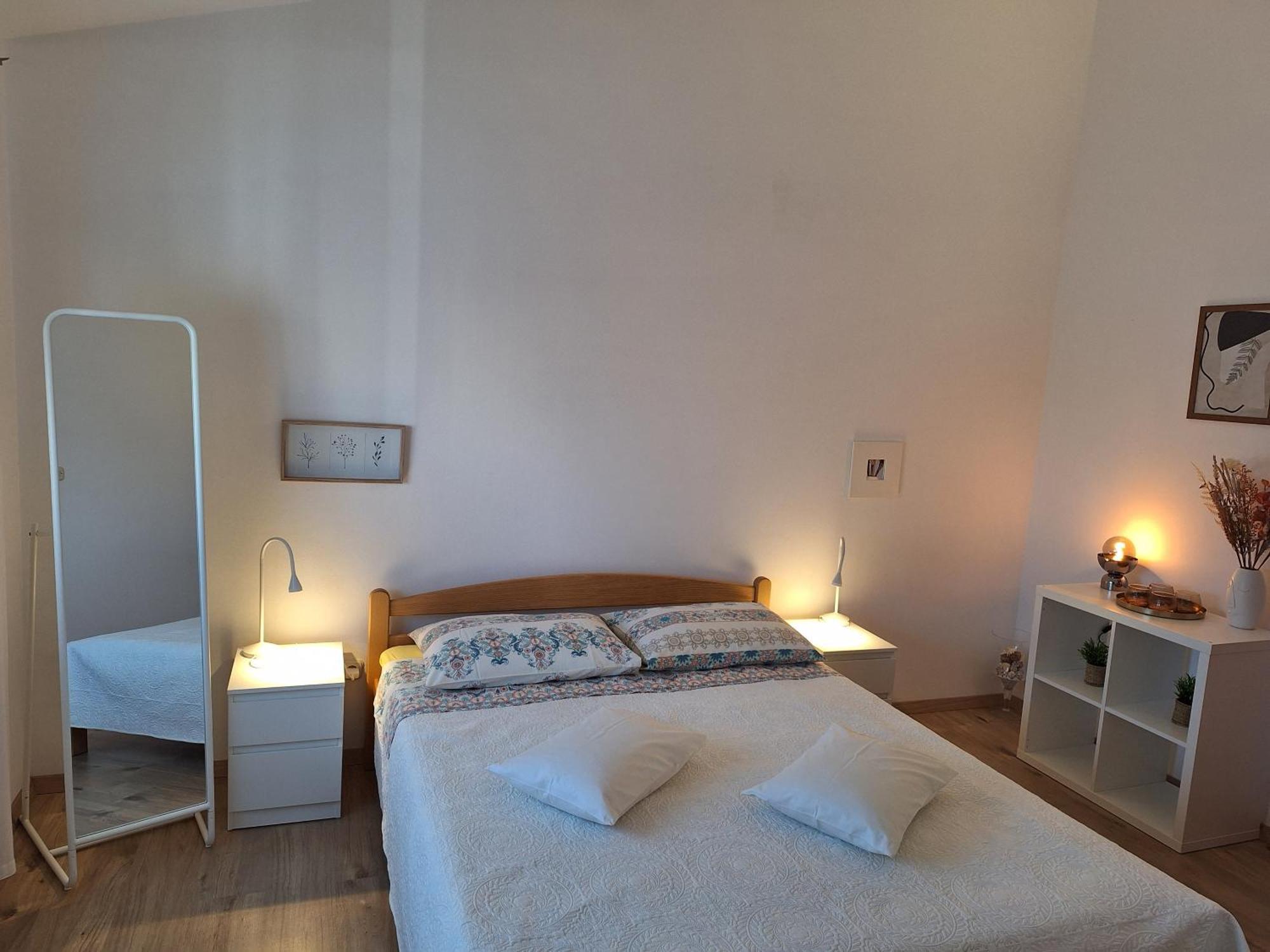Apartments And Rooms Lorena 236 Ровин Екстериор снимка