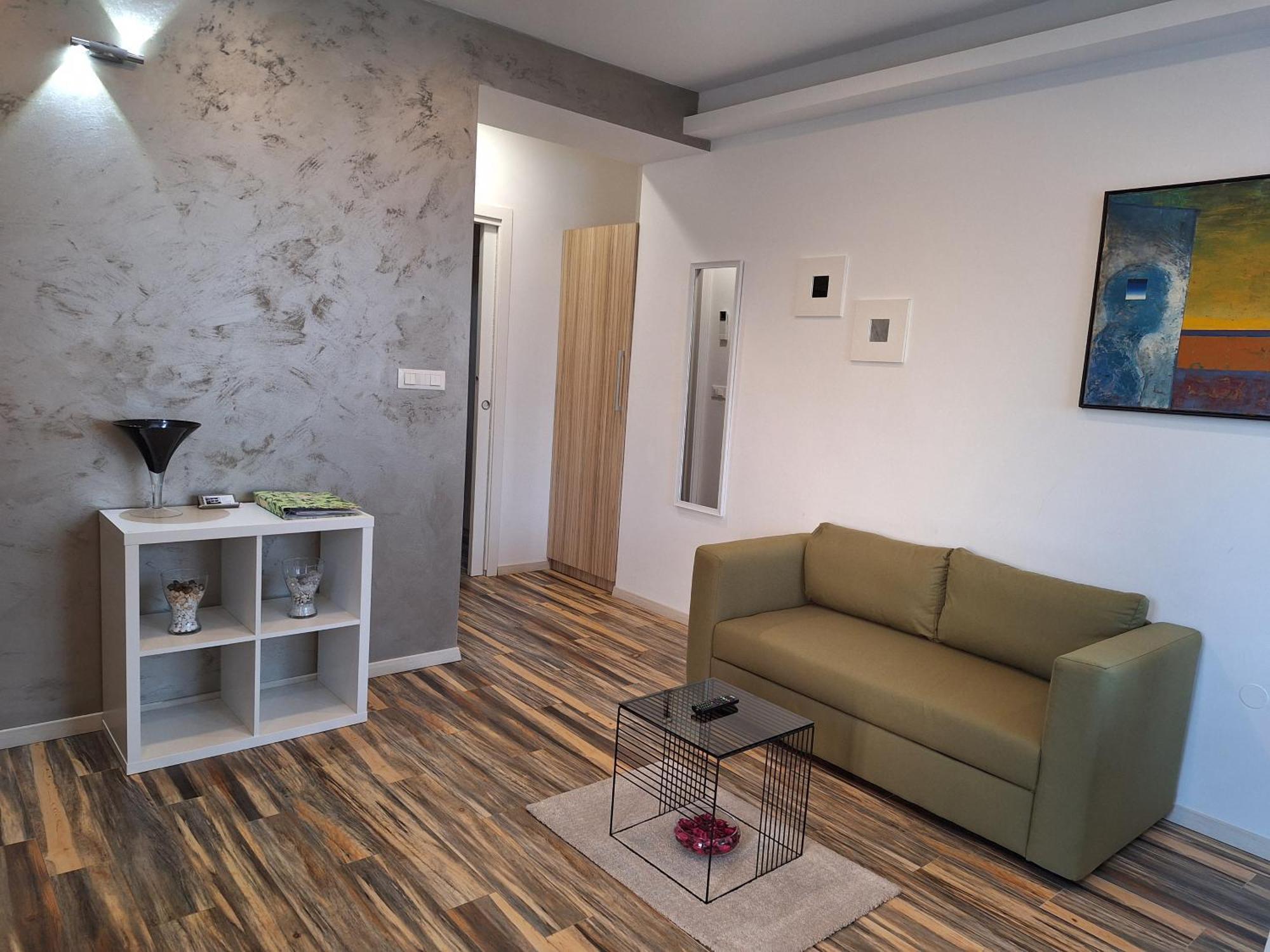 Apartments And Rooms Lorena 236 Ровин Екстериор снимка